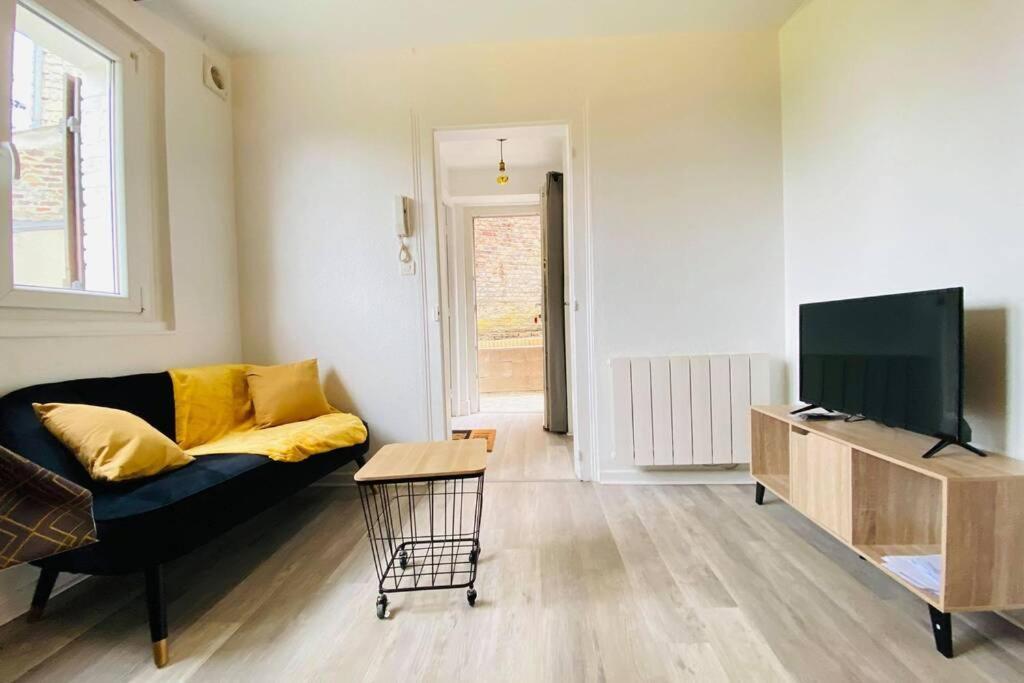 Appartement Cosy Avec Jardin Chaleureux Laon Eksteriør bilde