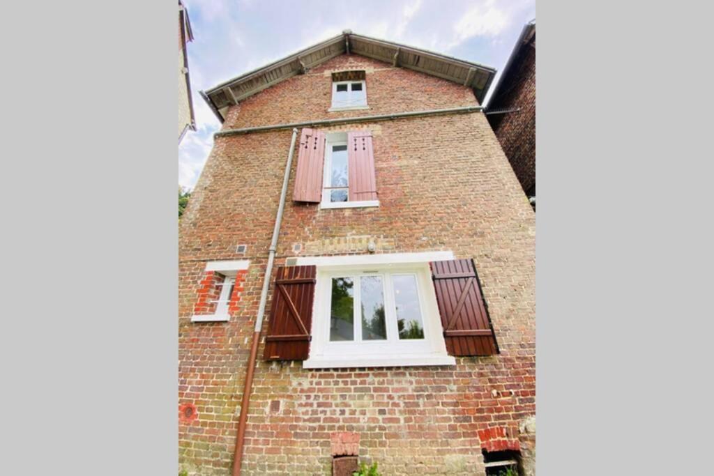 Appartement Cosy Avec Jardin Chaleureux Laon Eksteriør bilde